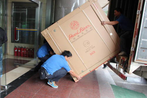 诸城钢琴贵重工艺品无忧运